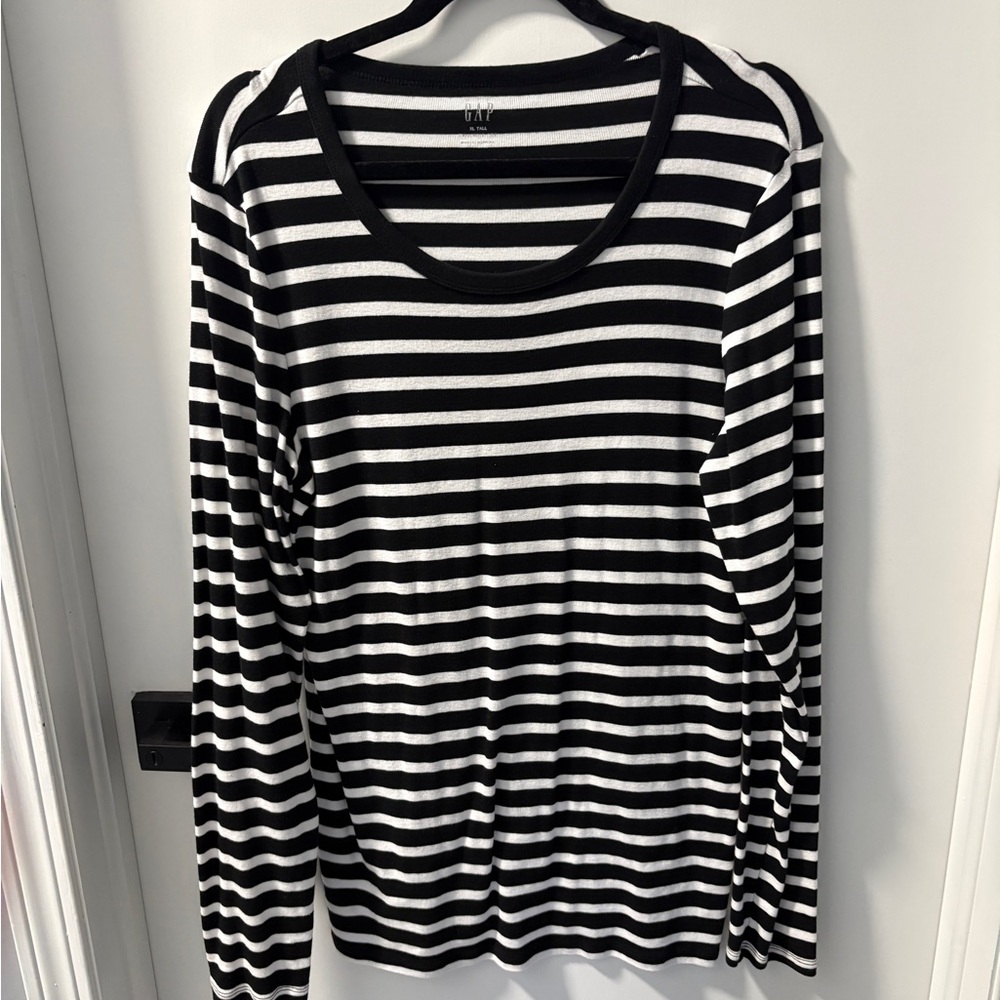 GAP Striped Long Sleeve Top